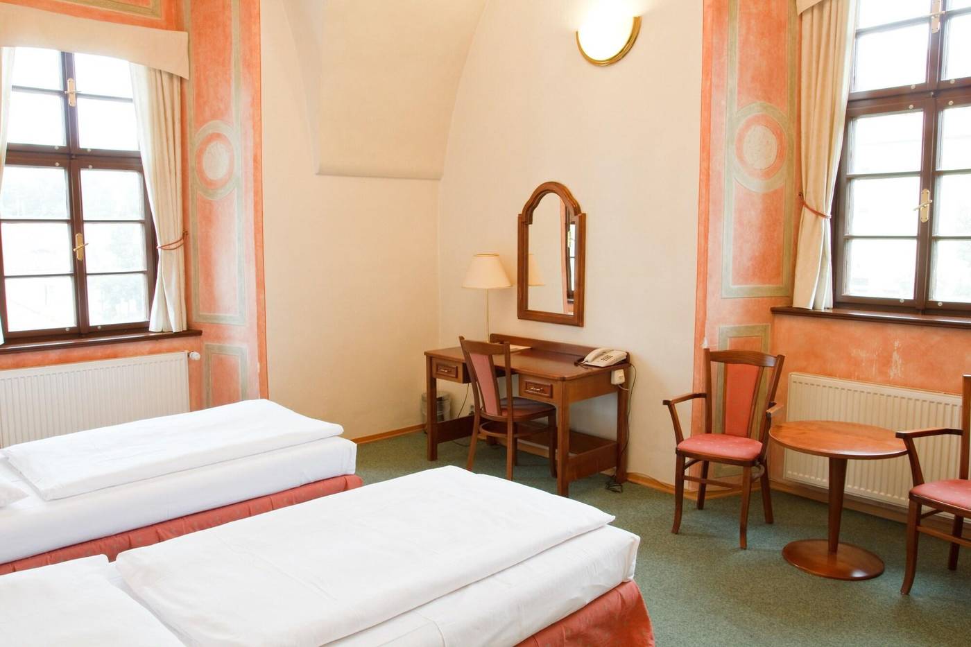 Adalbert-Brevnosky-Klaster-Room-21