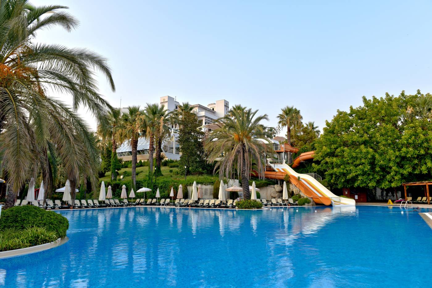 Side-Star-Elegance-Pool-2