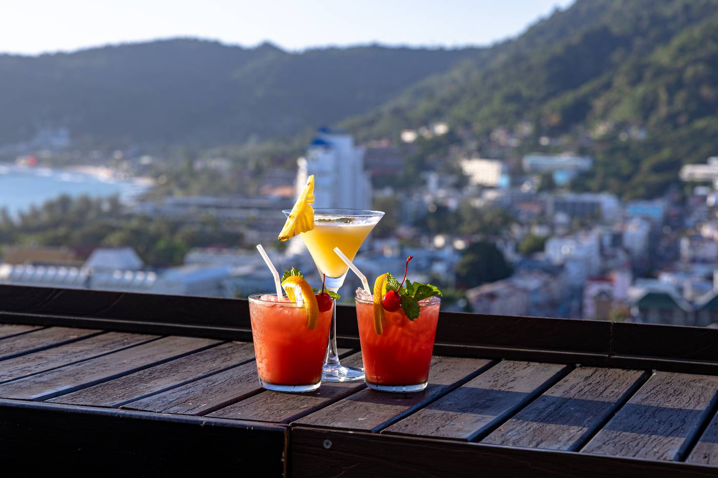 Royal-Paradise-Bar-71