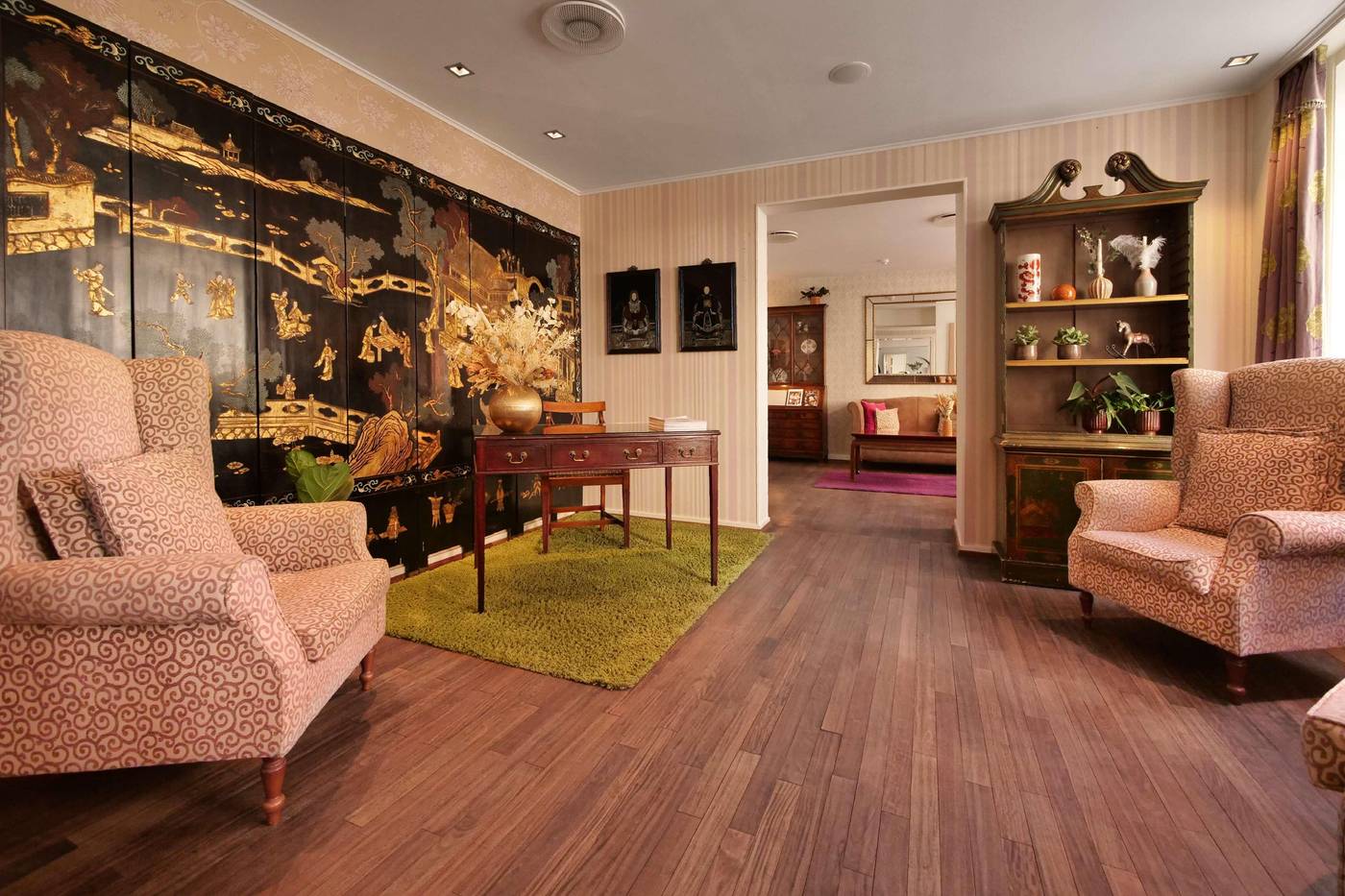 Hotel-Mayfair-Lobby-8