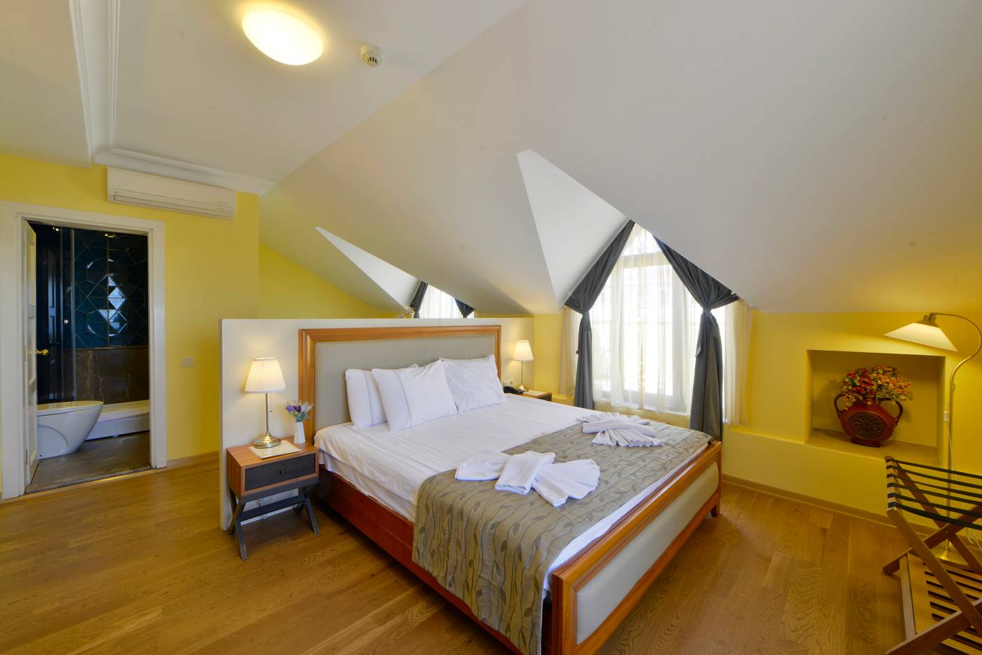 Agora-Life-Hotel-Room-24