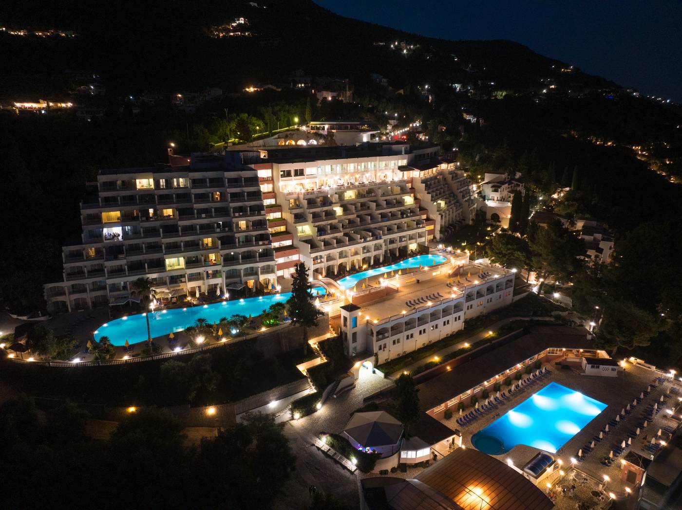 Sunshine-Corfu-Hotel---Spa-Pool-15