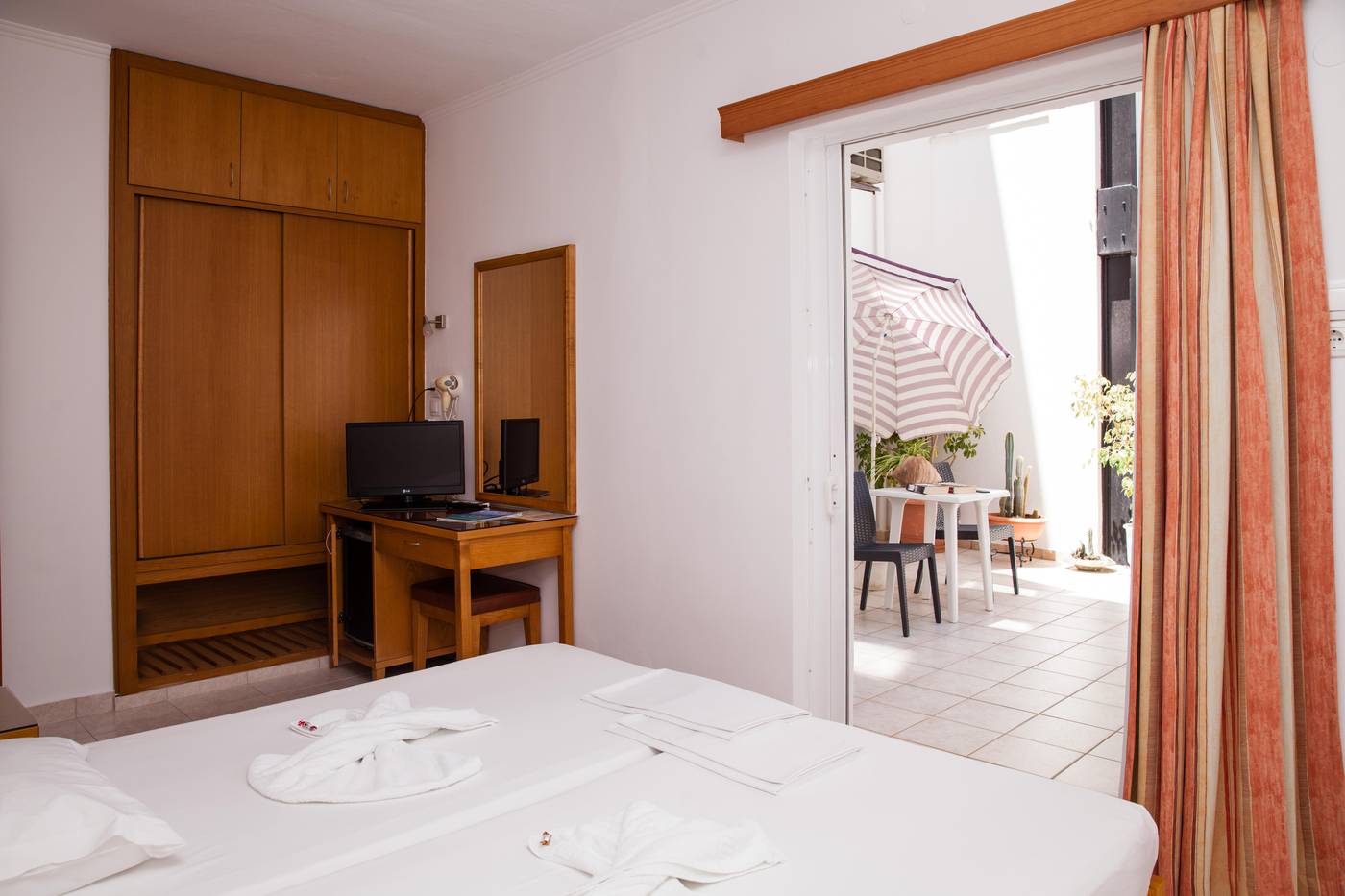 Astali-Room-12