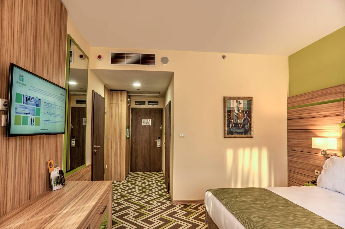 Holiday-Inn-Plovdiv-Room-25