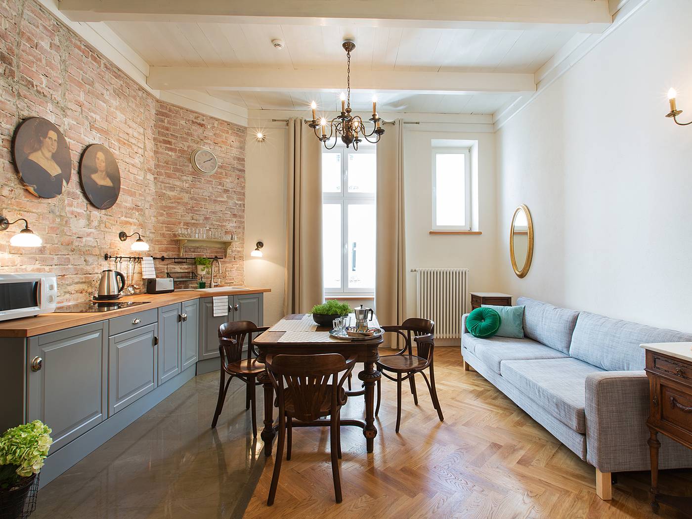 Antique-Apartments-Plac-Szczepanski-Room-30