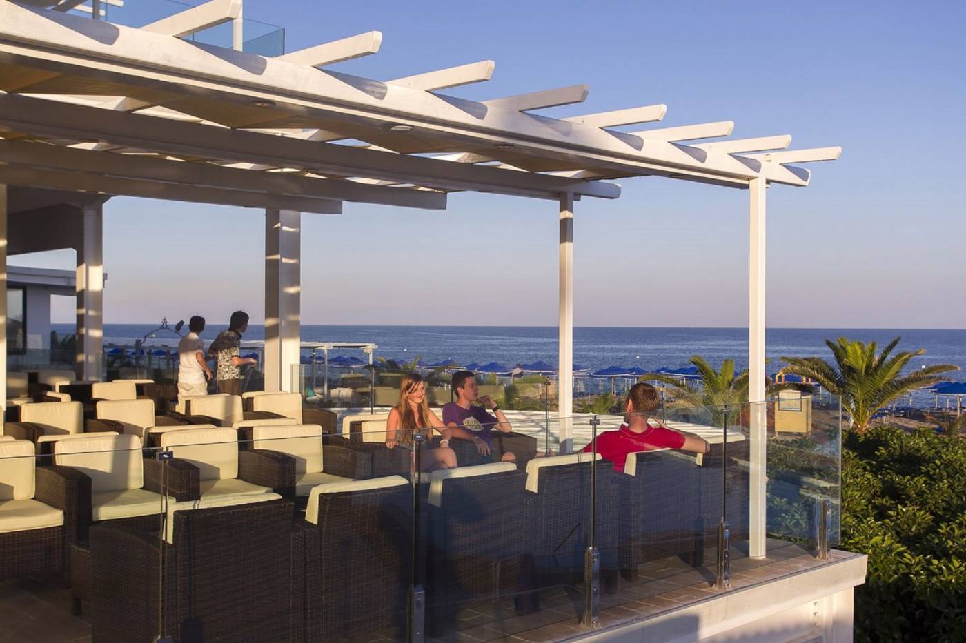 Sunshine-Crete-Beach-Terrace-56