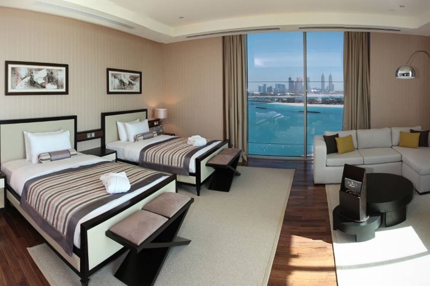 Rixos-The-Palm-Hotel-and-Suites-Room-36