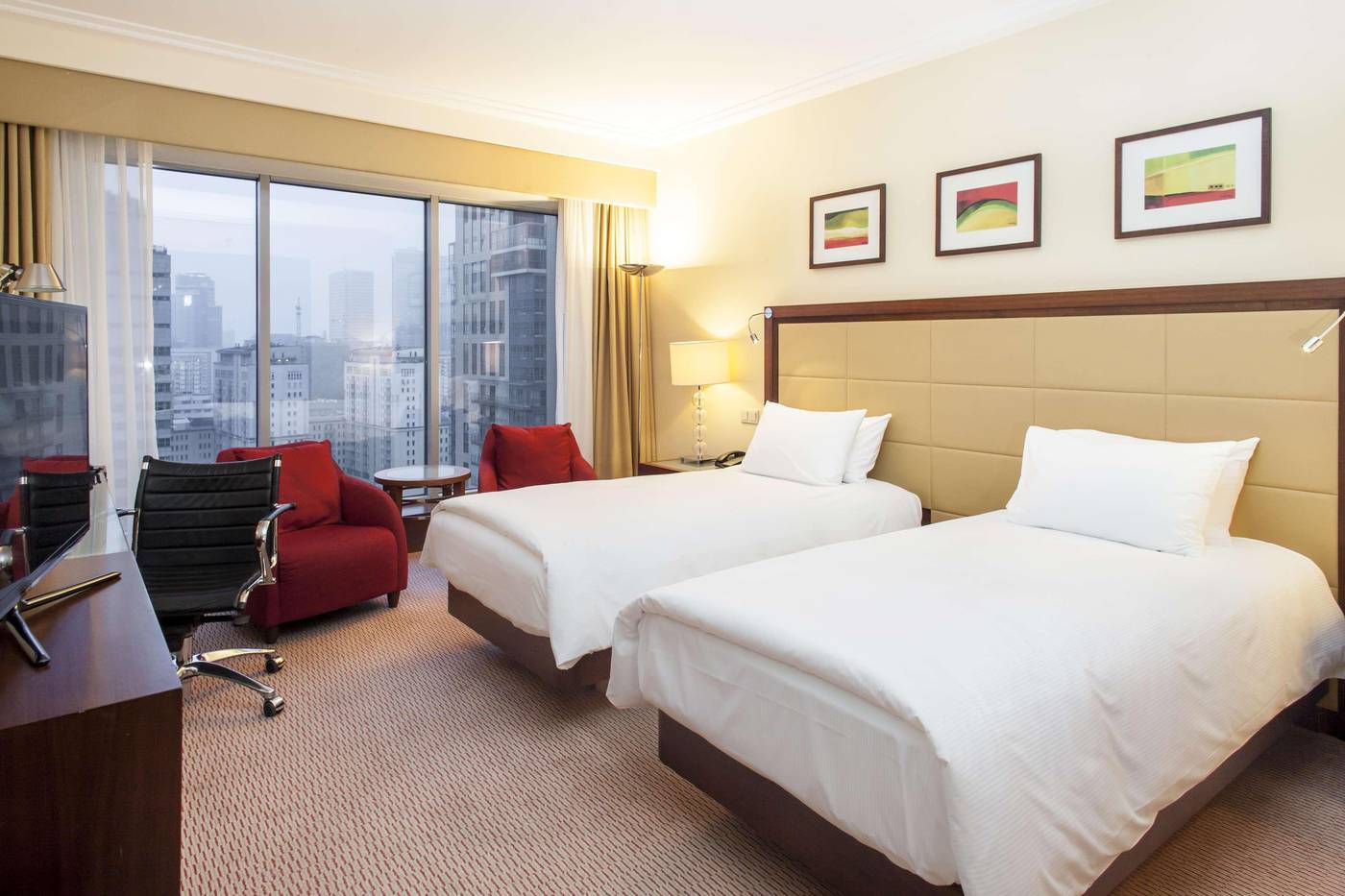 Hilton-Warsaw-City-Room-32