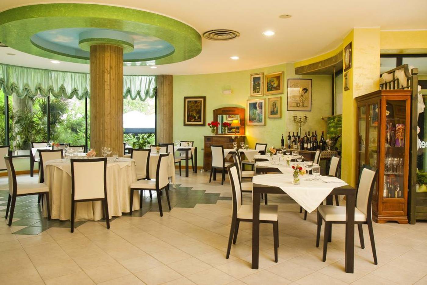 Hotel Santacroce-Italy-SULMONA-General view-9