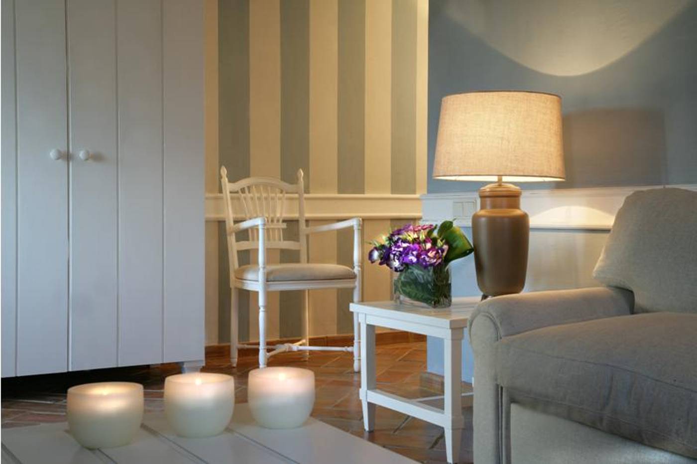 M-AR-De-AR-Muralhas-Room-23