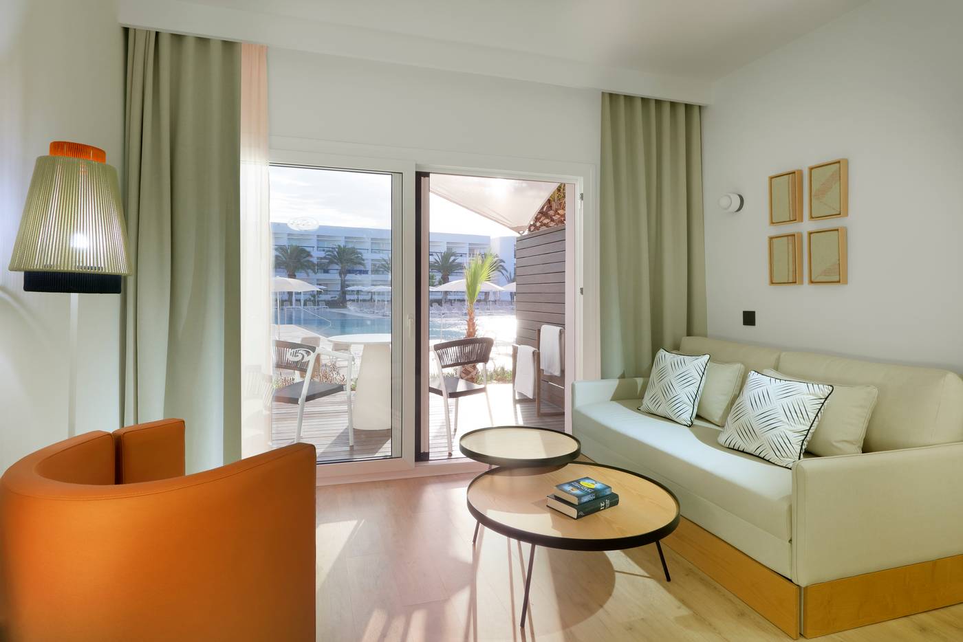 Grand-Palladium-Palace-Ibiza-Resort---Spa-Room-66