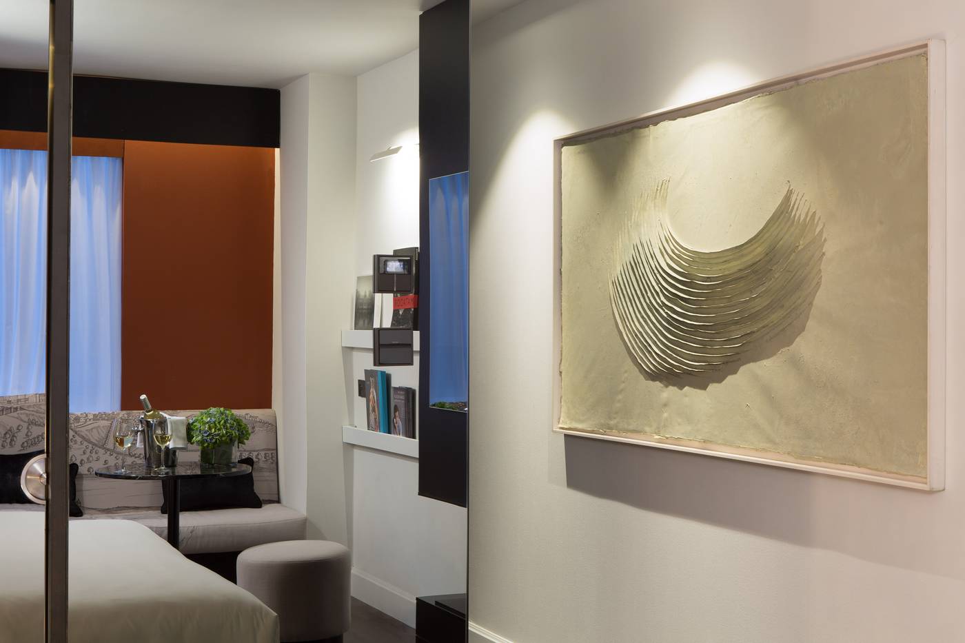 The-Pavilions-Madrid-Room-21