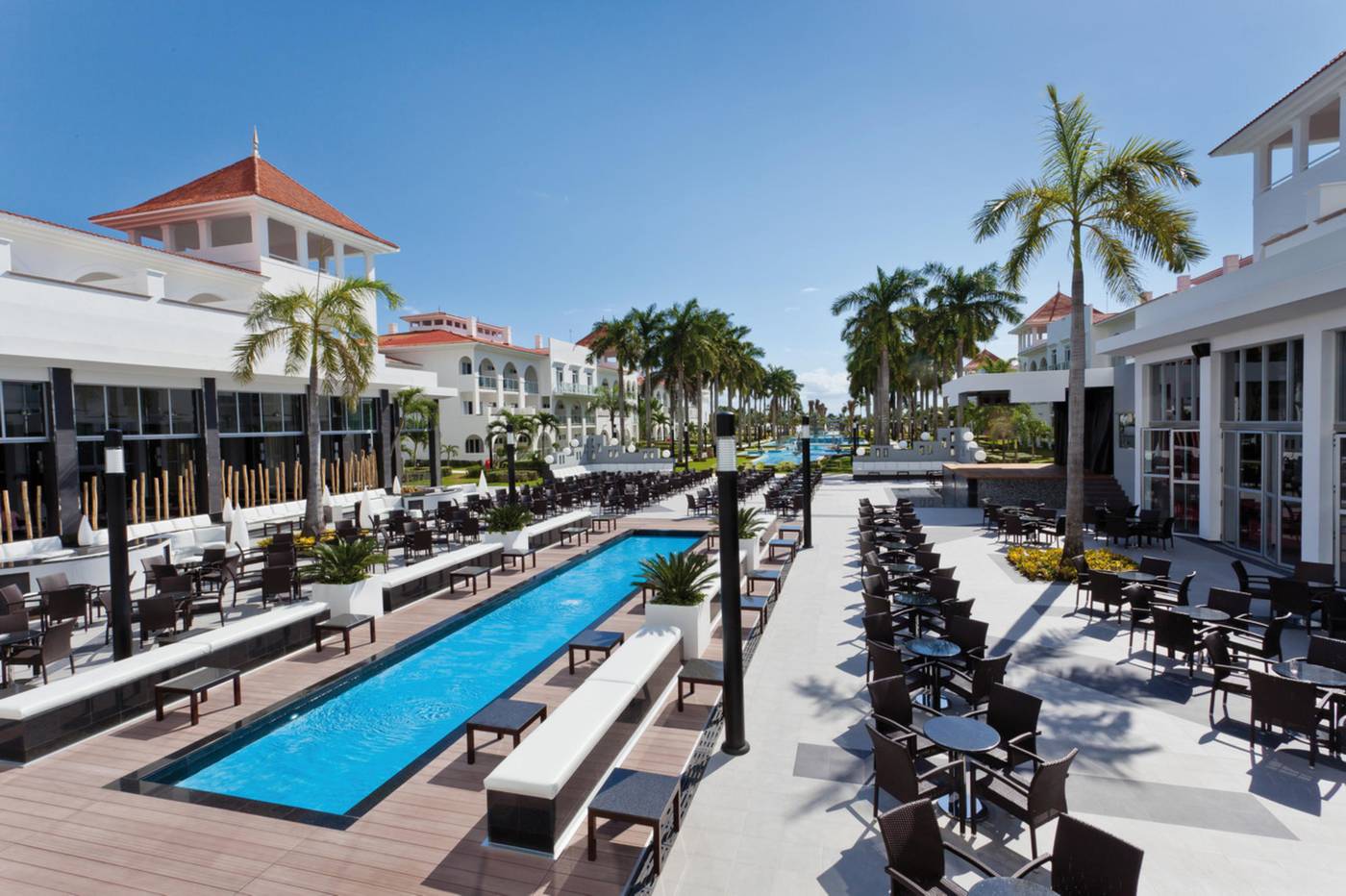 Riu-Palace-Mexico-All-Inclusive-Pool-12