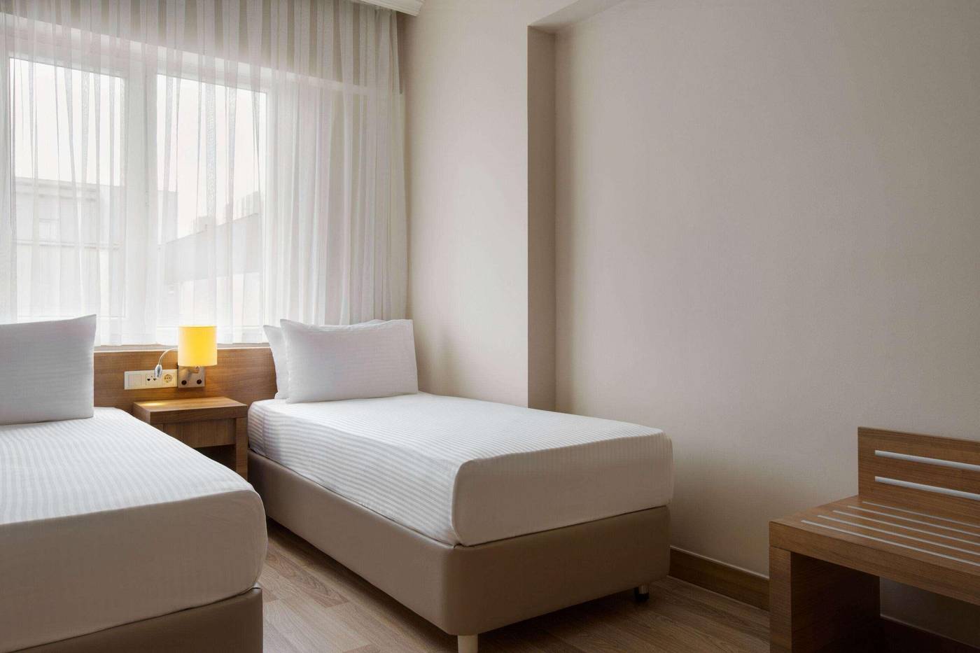 Wyndham-Garden-Lara-Room-26