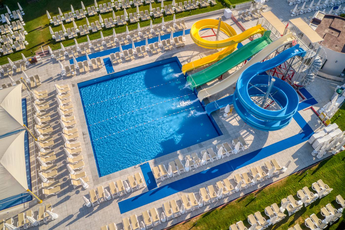 Grand-Park-Lara-Pool-3