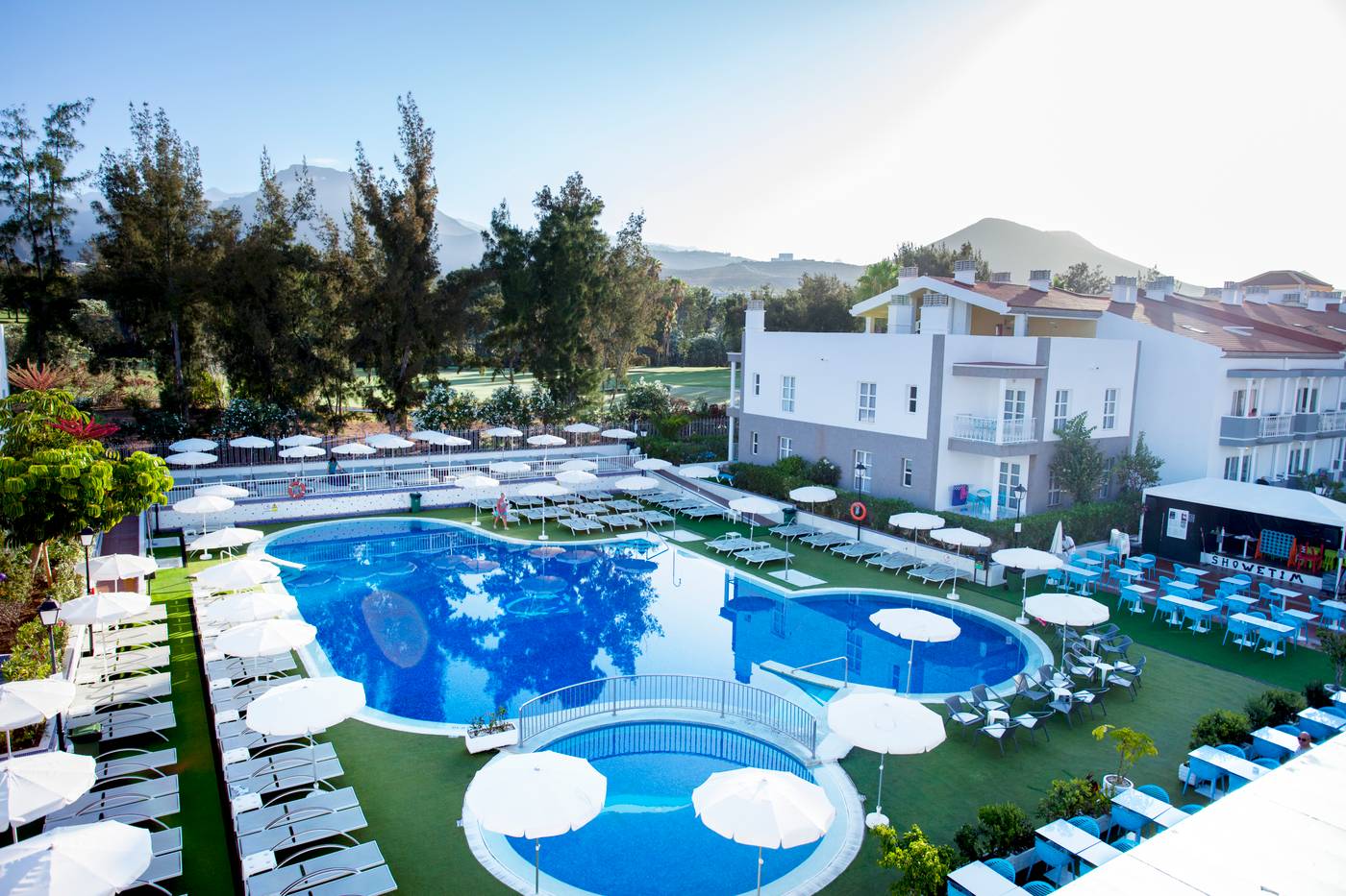 Coral Compostela Beach Golf Apartments