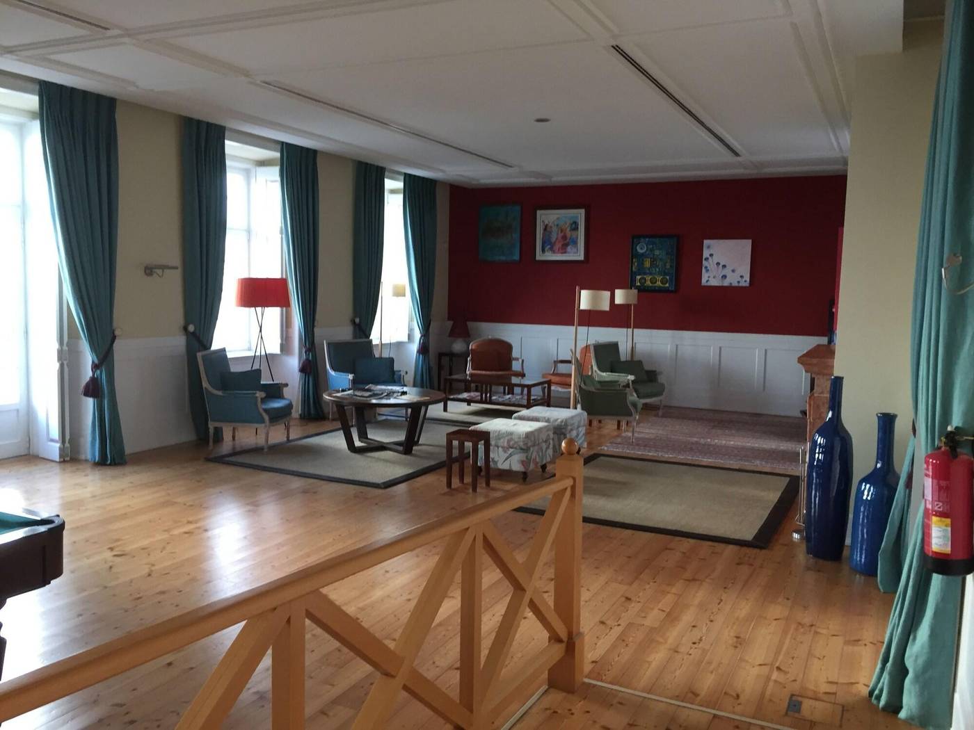 Casa-do-Medico-de-S--Rafael-Lobby-19