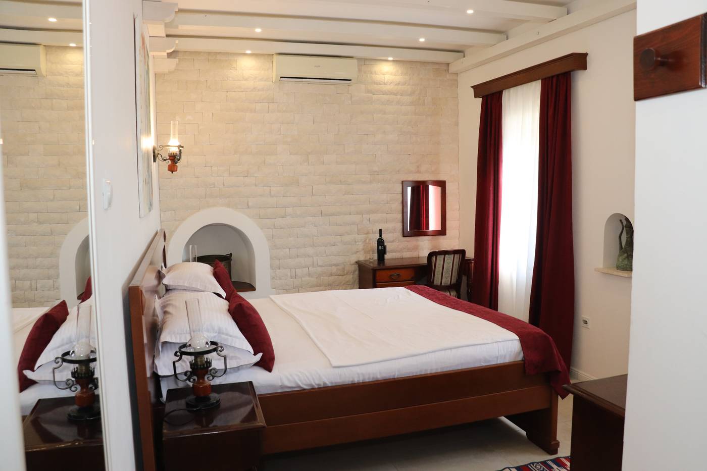 Hotel-Palata-Venezia-Room-48