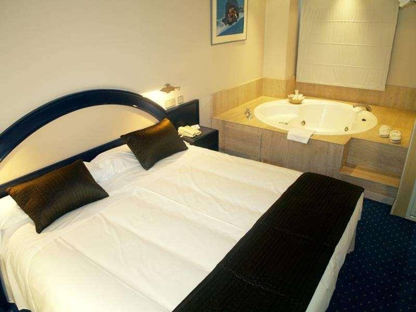 Palacio del Mar-Spain-SANTANDER-Room-9