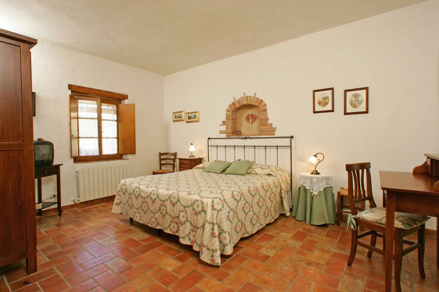 Podere-Il-Pero-Room-9