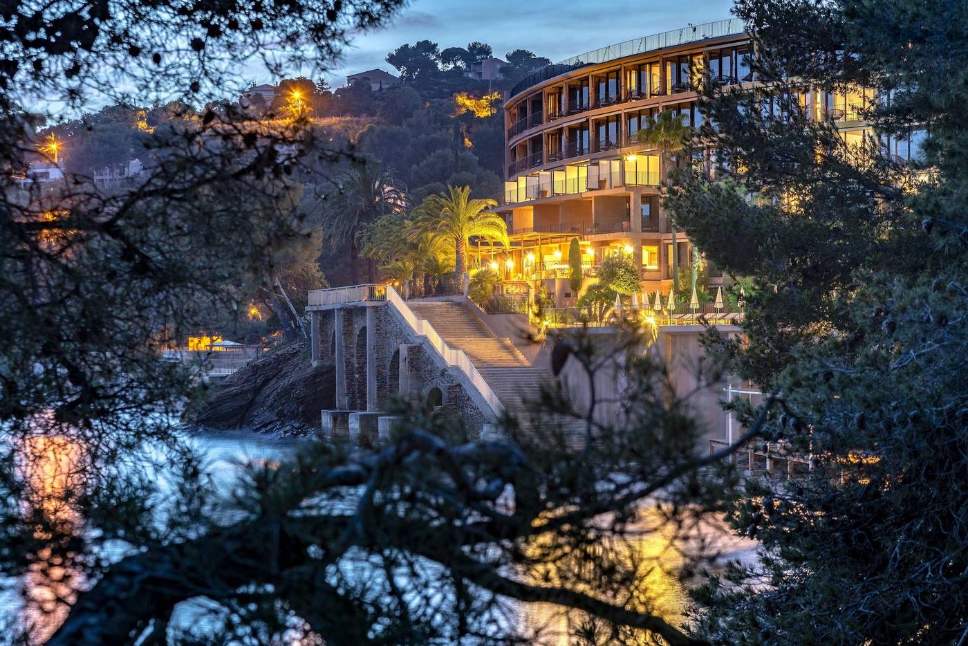 Hotel-Le-Bailli-de-Suffren-General-view-14