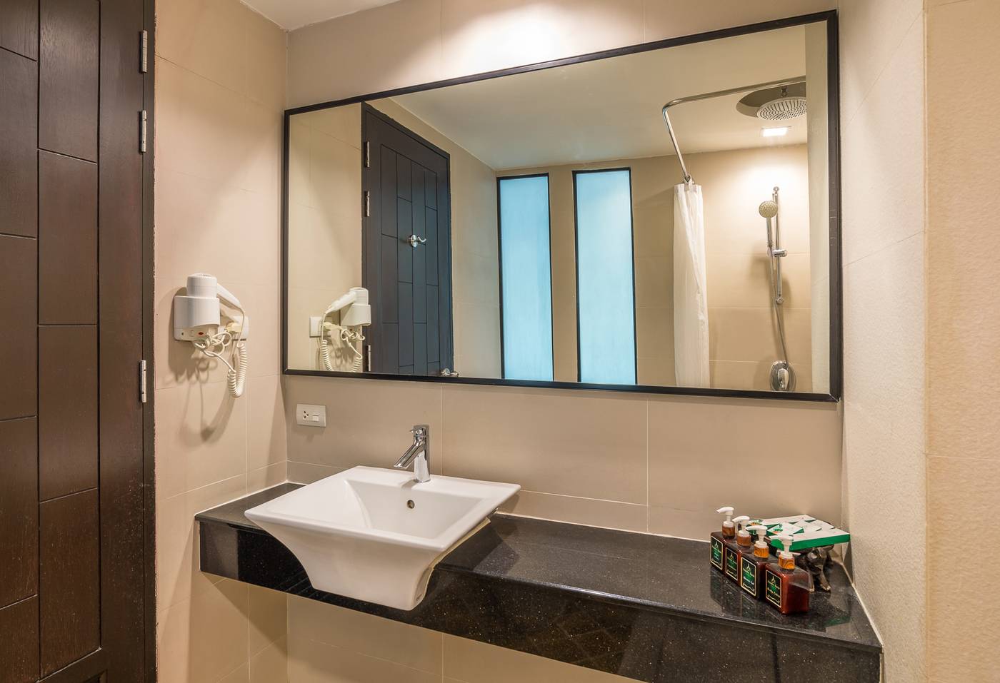 Ananta-Burin-Resort-Room-44