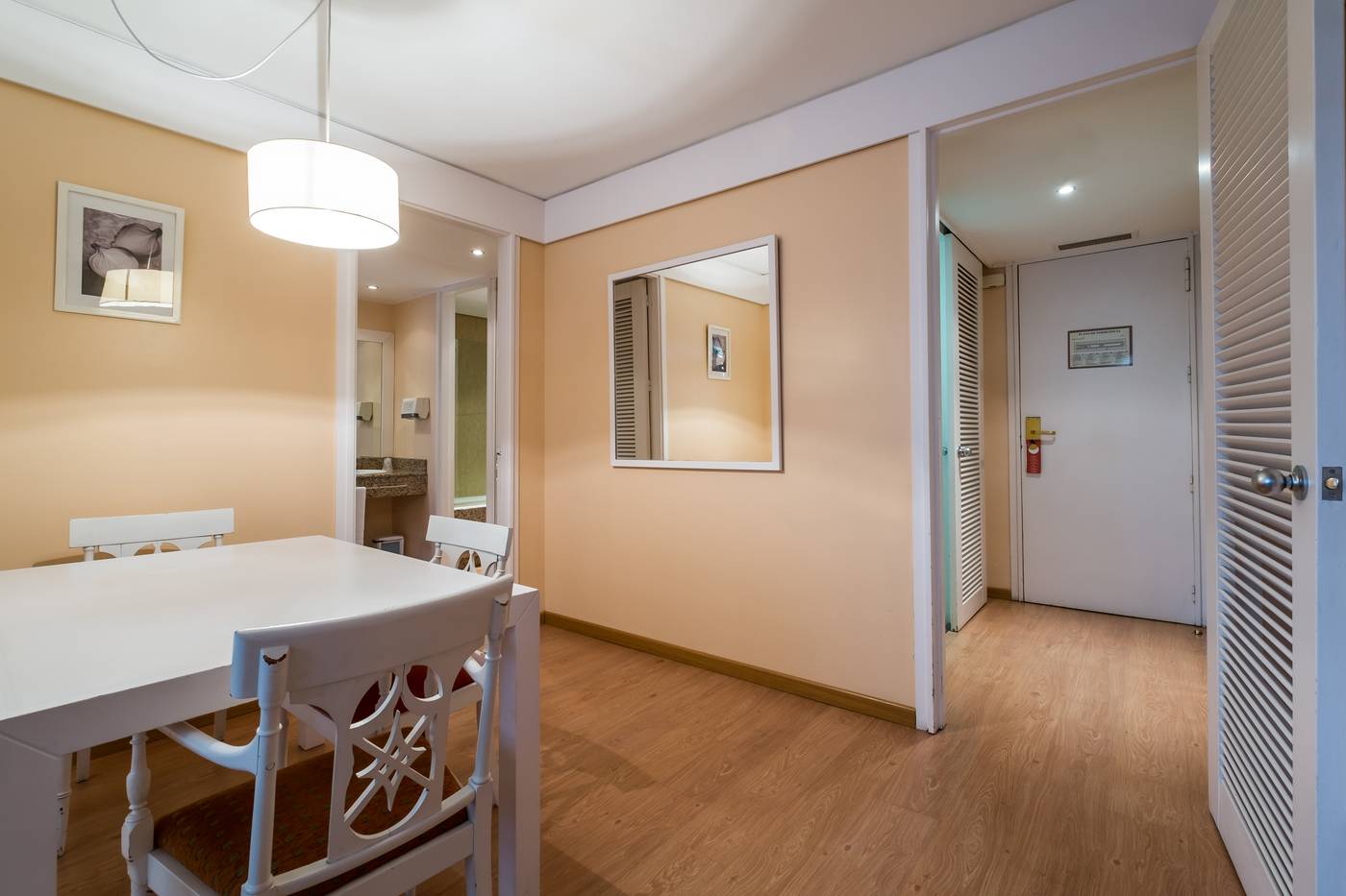 Aptos-Eurobuilding-2-Room-40