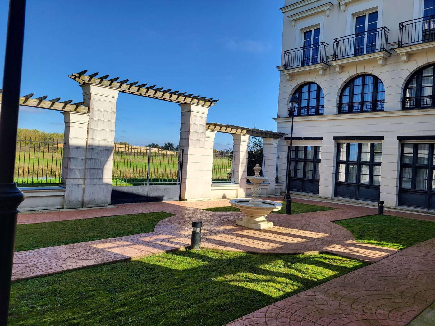 Adagio-Aparthotel-Serris-Val-d-Europe-General-view-59