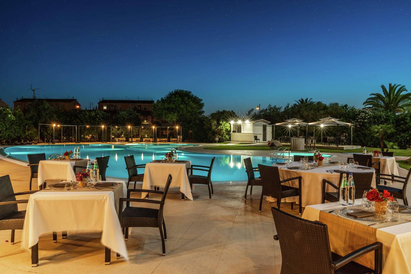 Double-Tree-by-Hilton-Hotel-Olbia-Pool-9