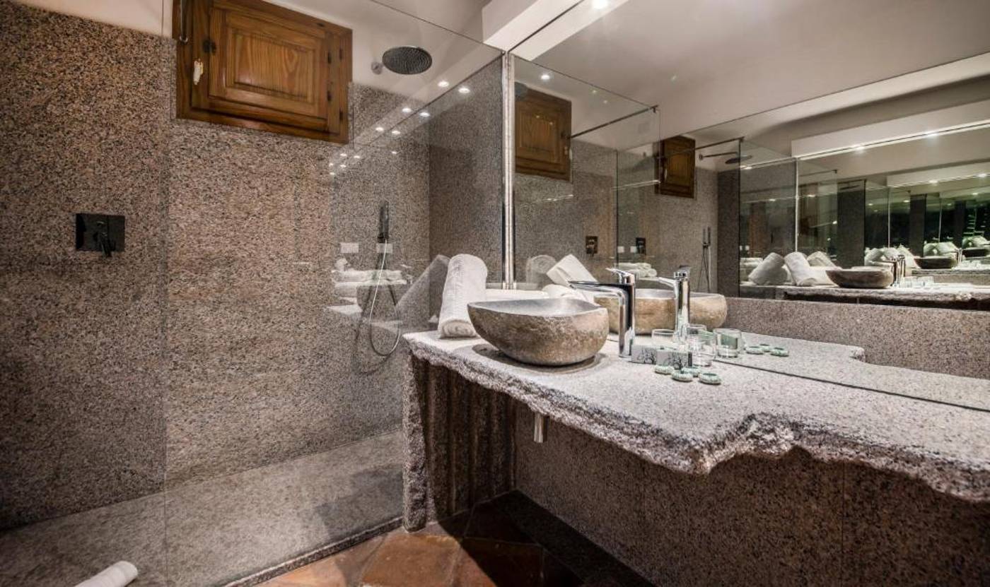 Hotel-Monte-Turri---Adults-only-Room-16