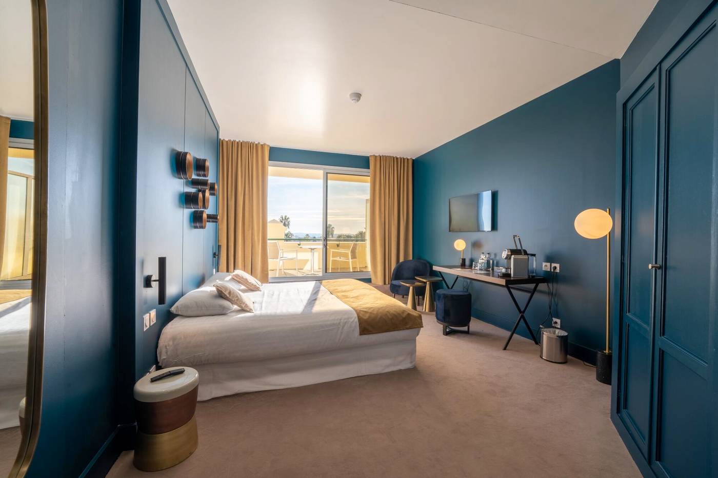 Hotel Des Palmiers-France-HYERES LES PALMIERS-Room-8