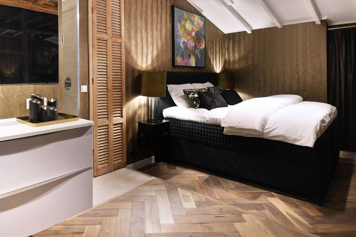 Hotel-Suites-Wilma-J-Room-22