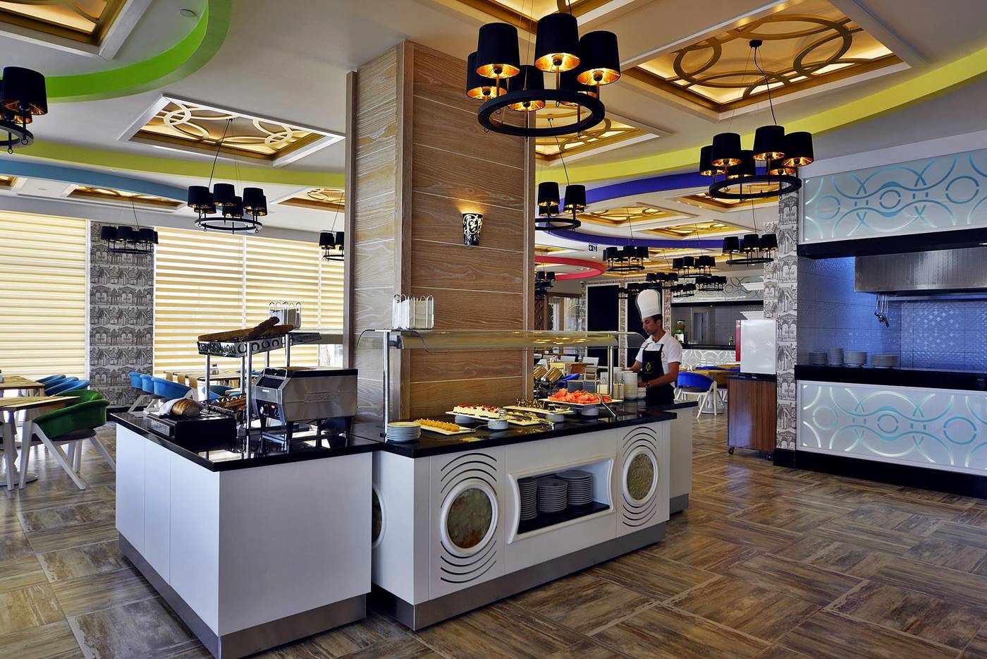 Azura-Deluxe-Resort---SPA-Hotel-Restaurant-28