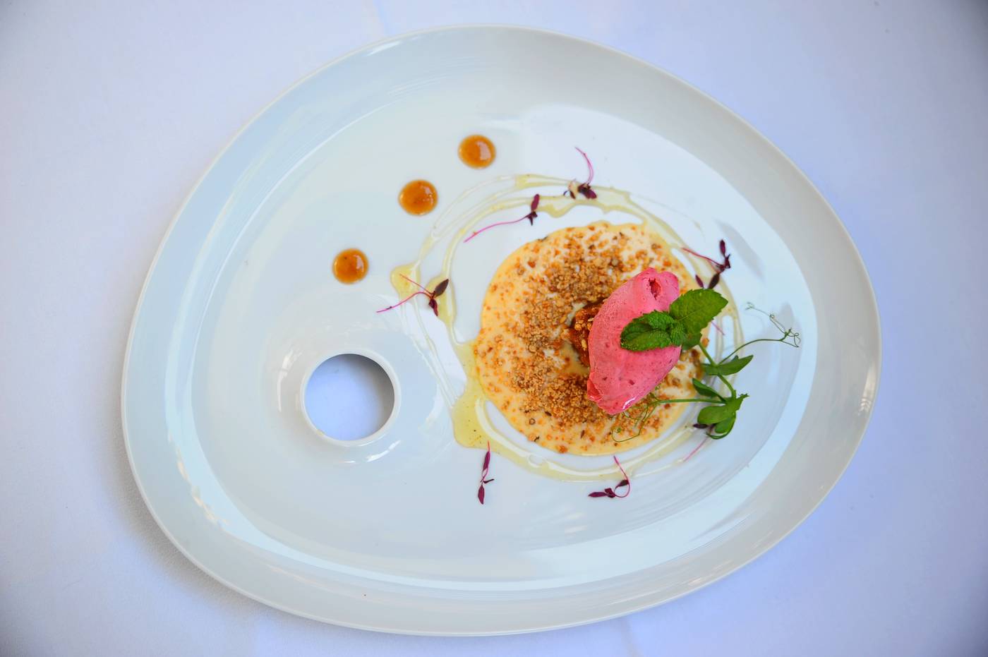 Pine-Cliffs-Hotel--a-Luxury-Collection-Resort-Restaurant-25