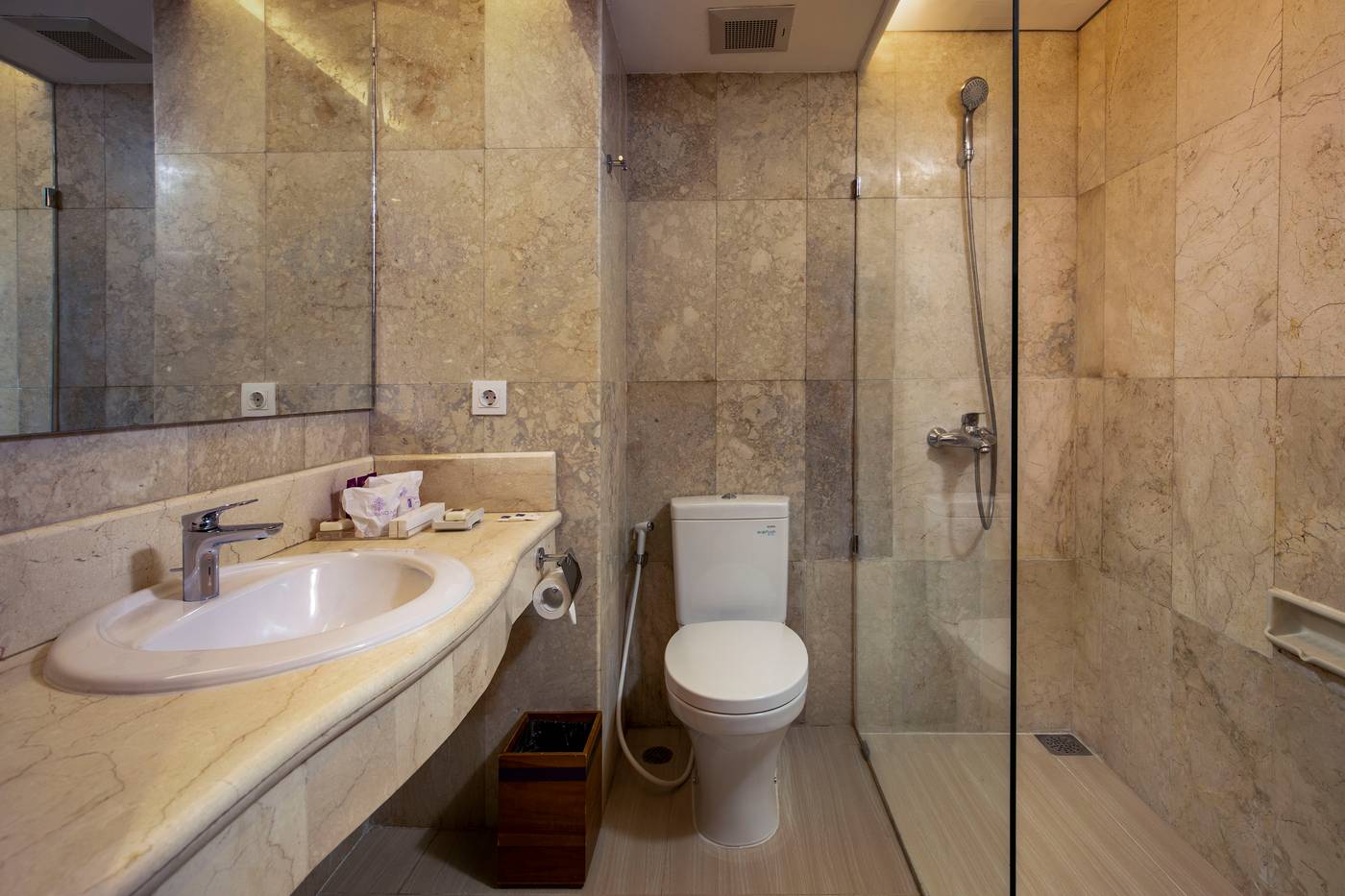 TRUNTUM KUTA Formerly Grand Inna Kuta-Indonesia-BALI-Room-9