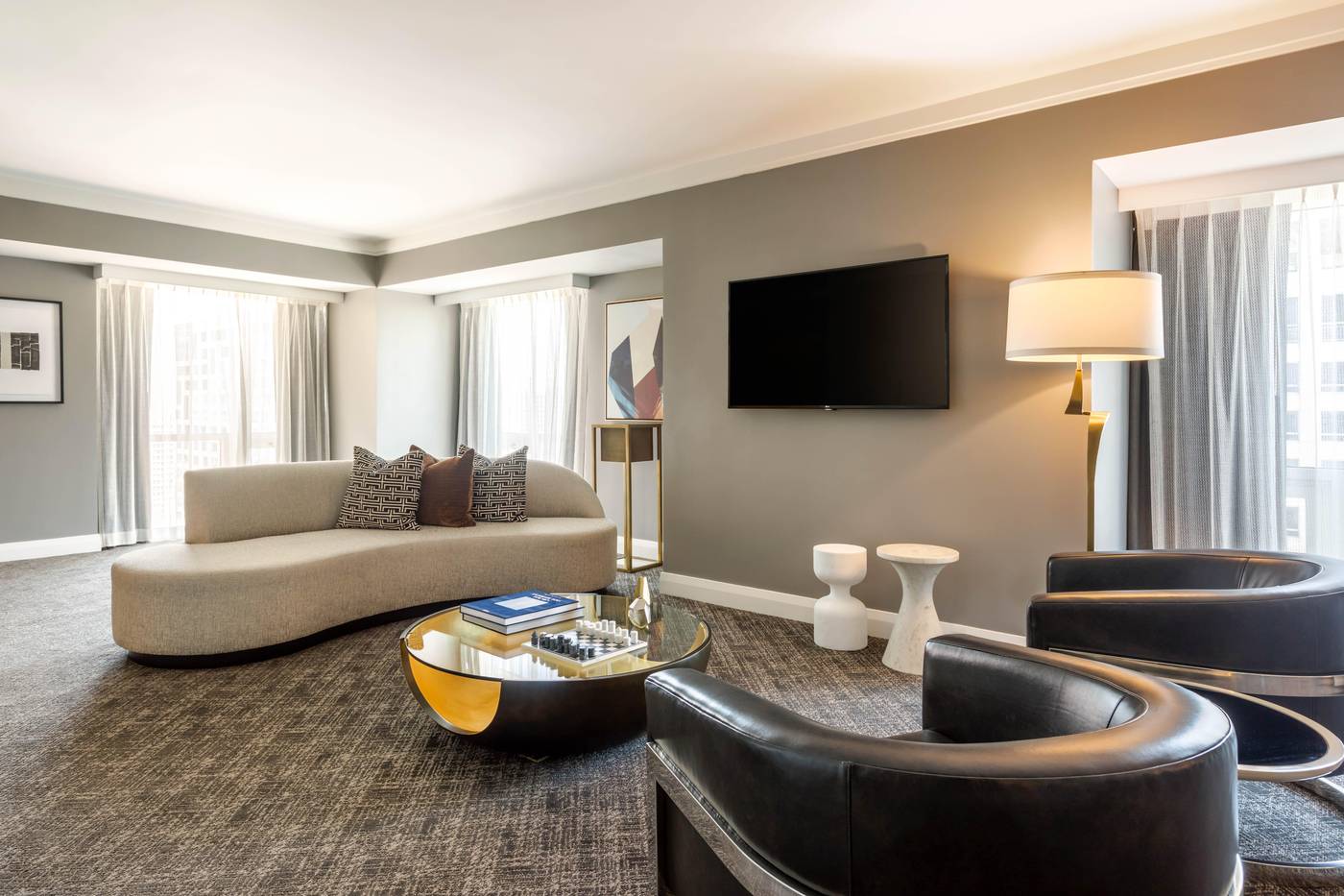 Omni-Los-Angeles-Hotel-at-California-Plaza-Room-32