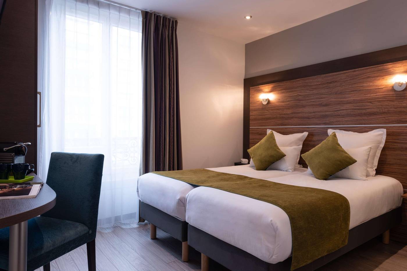 Comfort-Hotel-Lamarck-Room-19