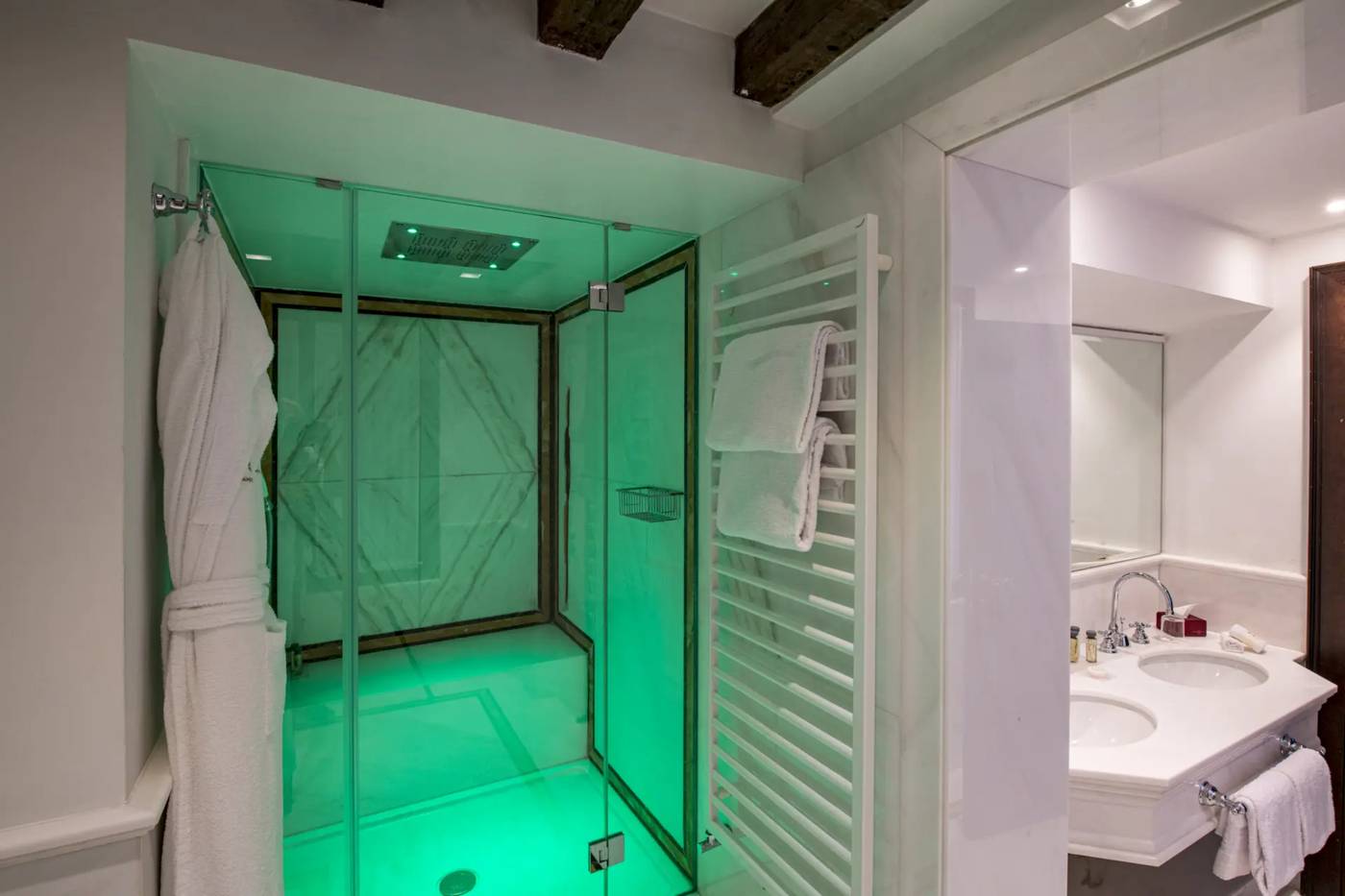 Nani-Mocenigo-Palace-Room-56