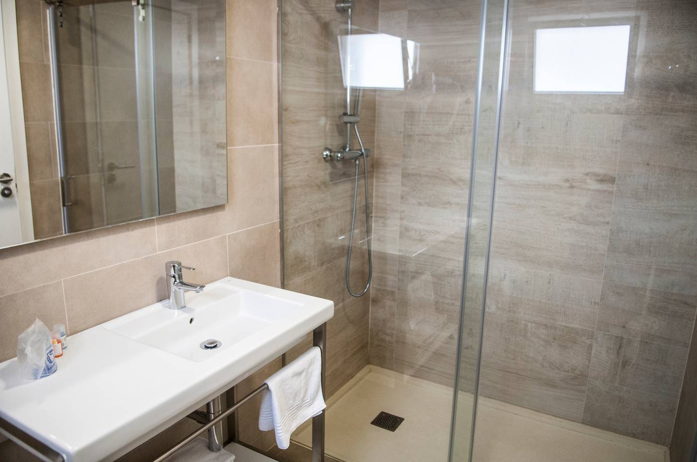 Los-Naranjos-Room-47