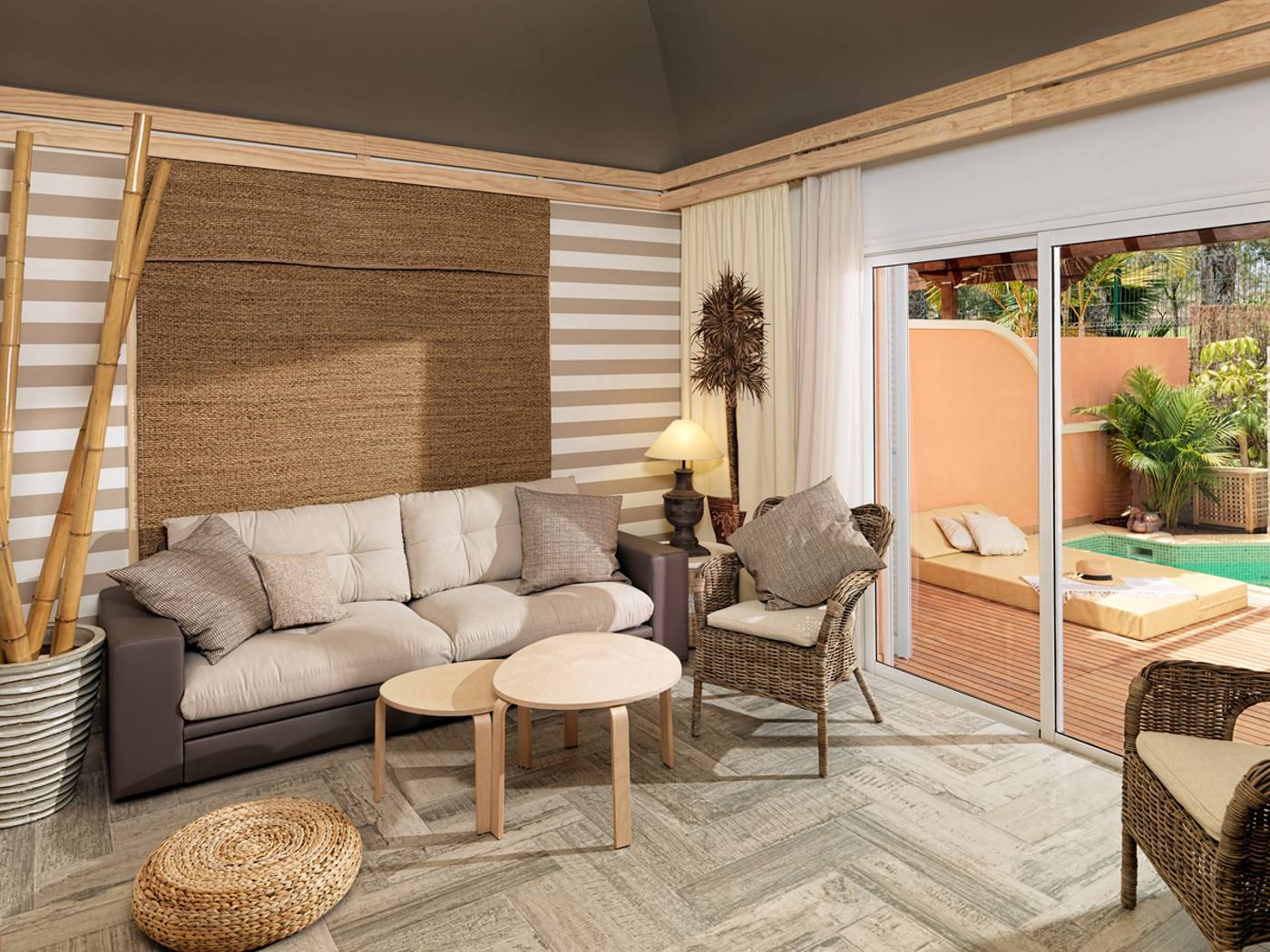 Green-Garden-Resort-and-Suites-Room-37