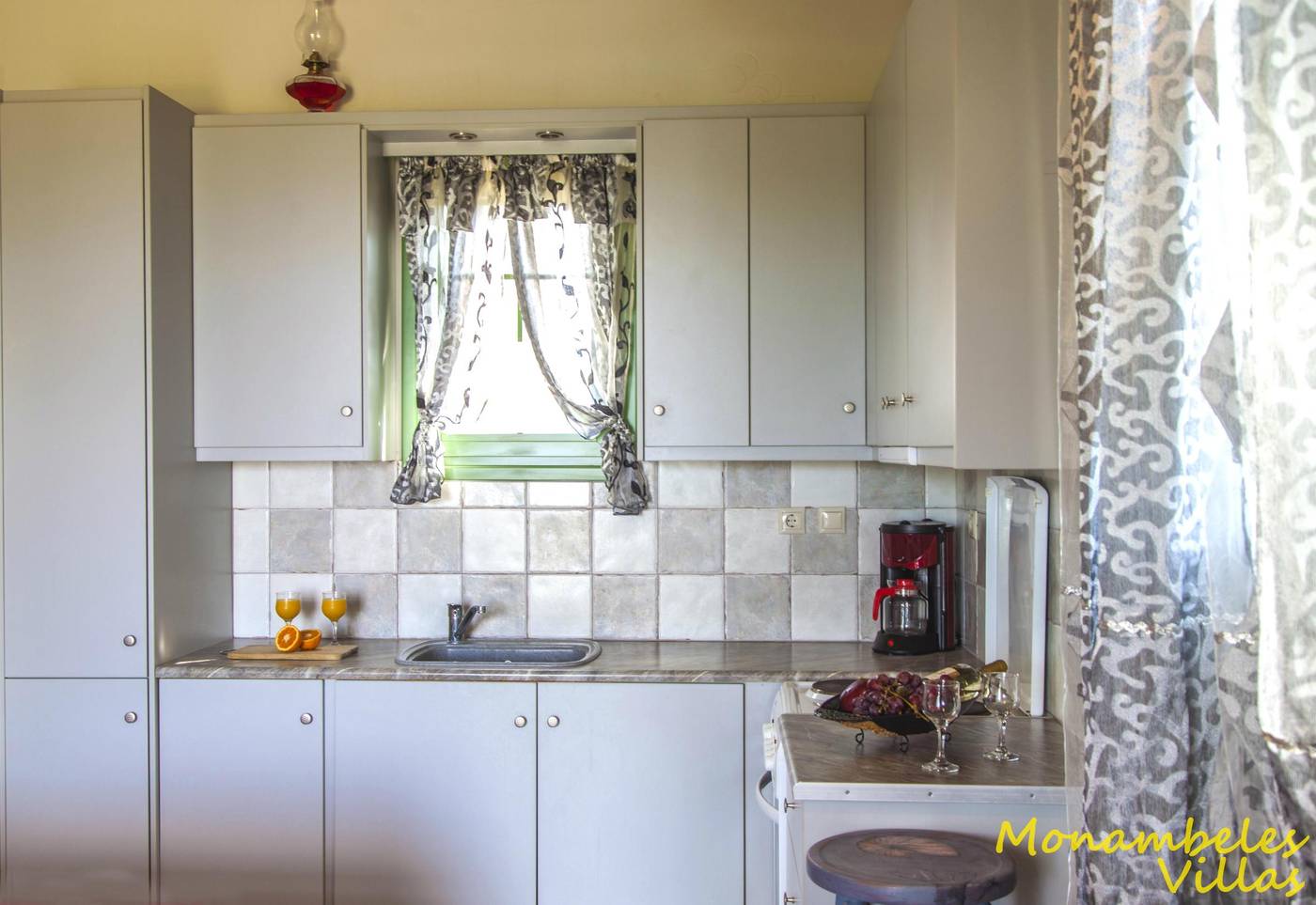 Monambeles-Villas-Room-50