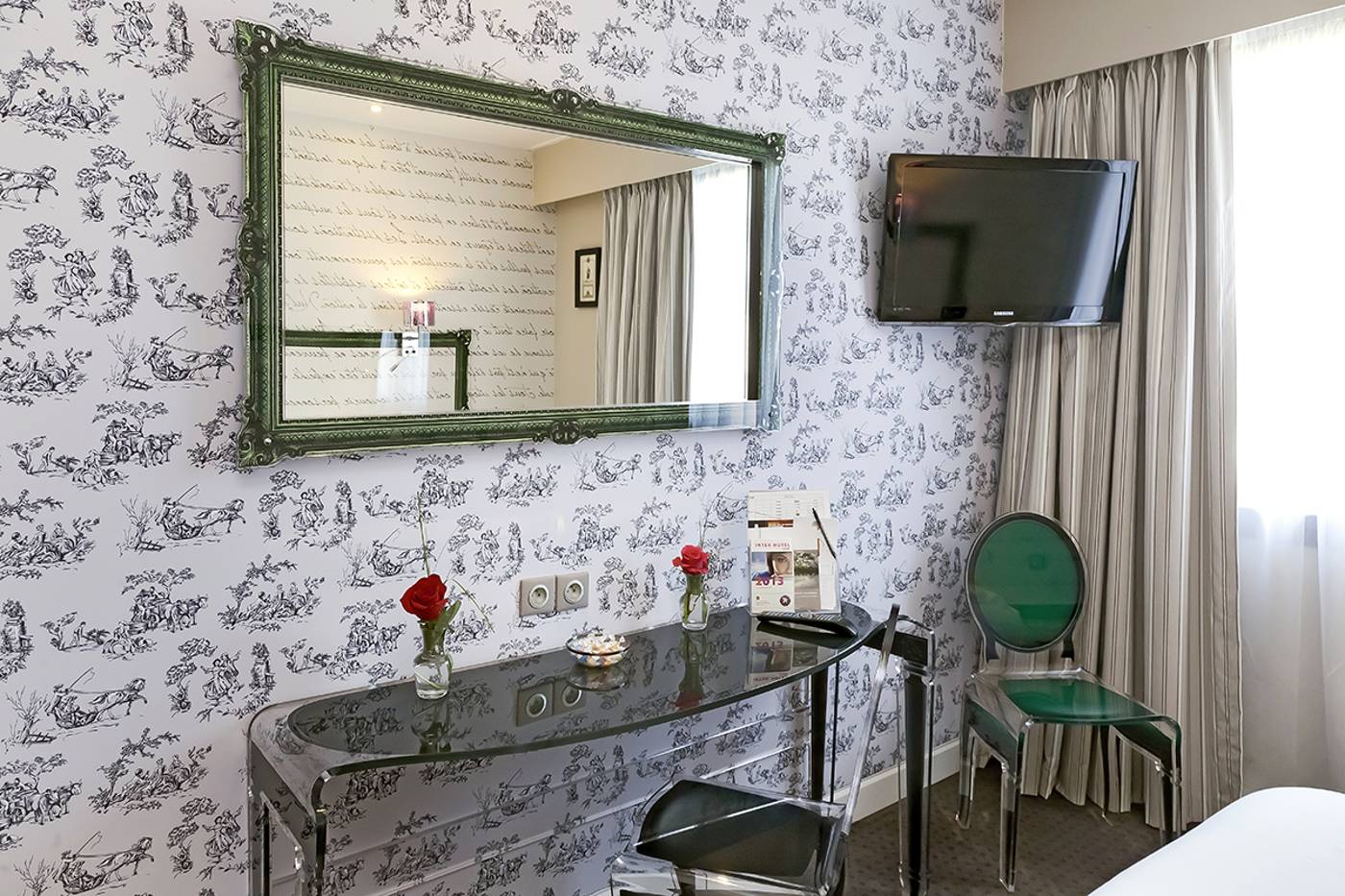 Qualys-H----tel-Rueil-La-D----fense-Room-1