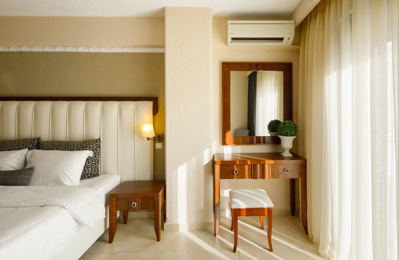 Secret-Paradise-Hotel---Spa-Room-37