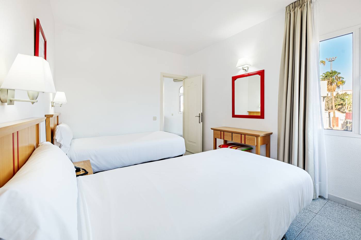 Apartamentos-Koala-Garden-LIVVO-Home-Collection-Room-15