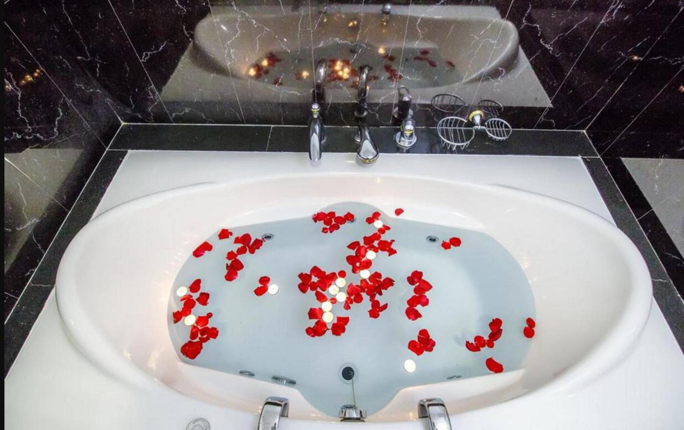 Grand-Excelsior-Bur-Dubai-Room-65