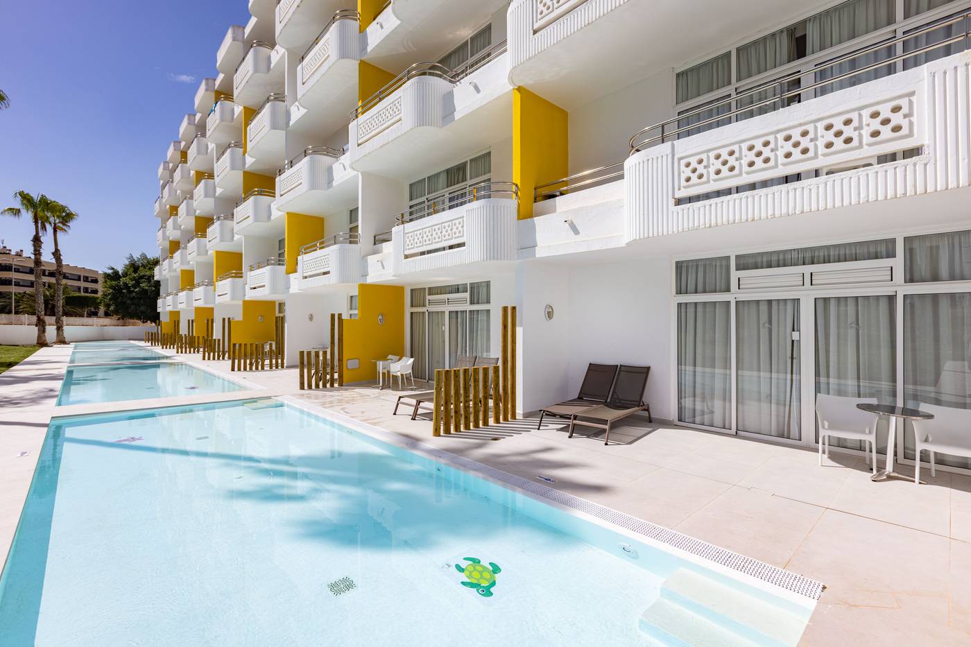 Abora-Catarina-By-Lopesan-Hotels-Room-6