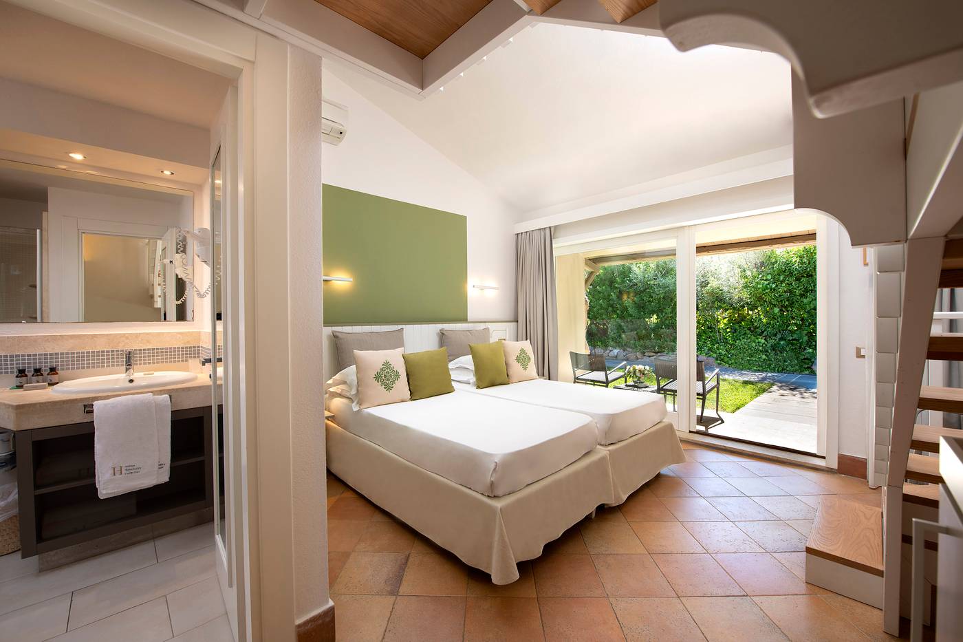 Chia-Laguna---Hotel-Village-Room-30