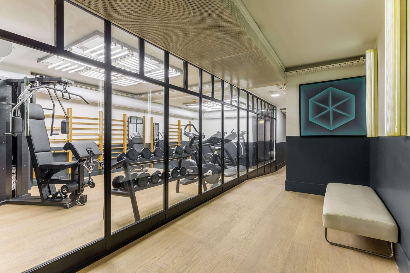 Room-Mate-Emir-Sports-and-Entertainment-91