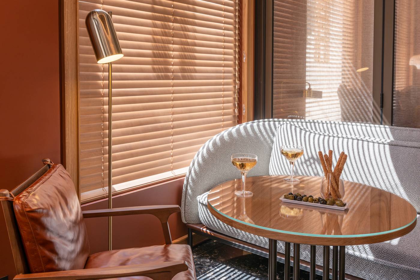 Hotel-Yllen-Eiffel-Bar-4