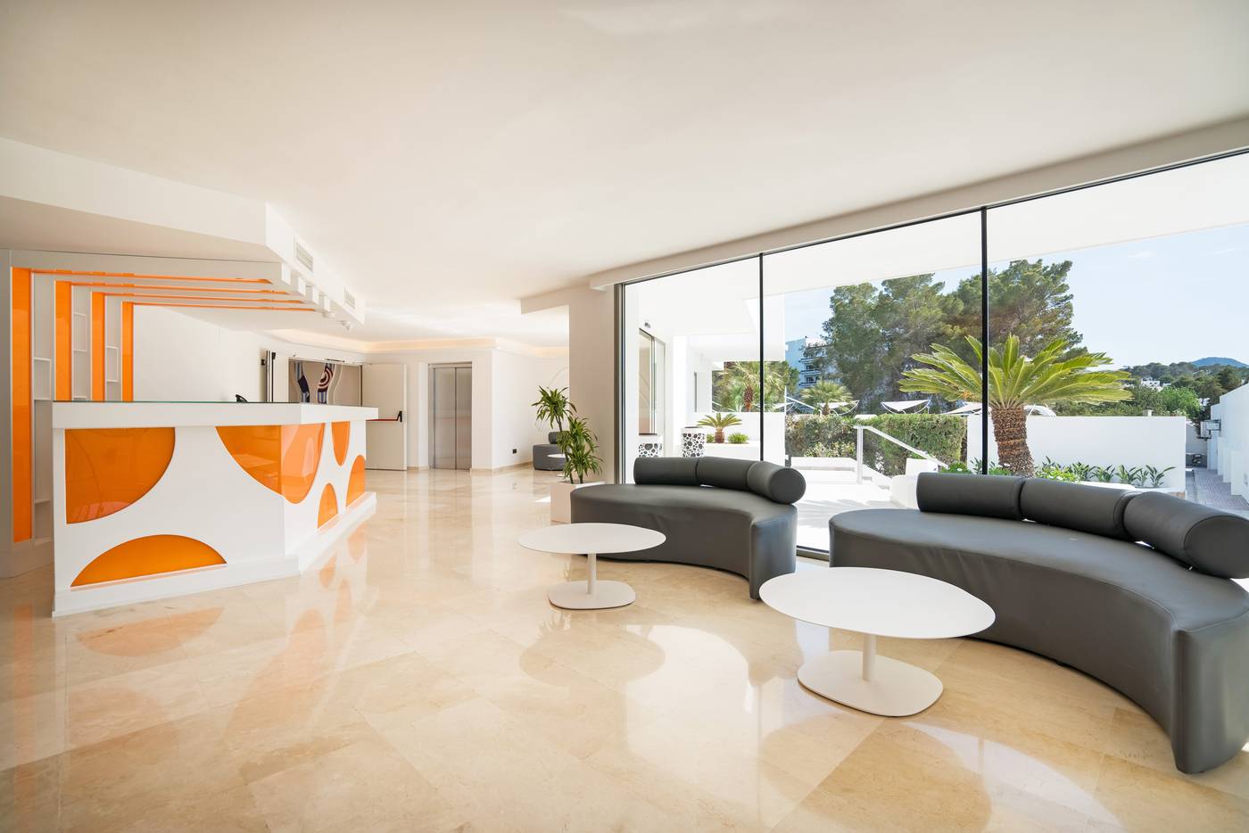 THB-Naeco-Ibiza-Class-Lobby-34